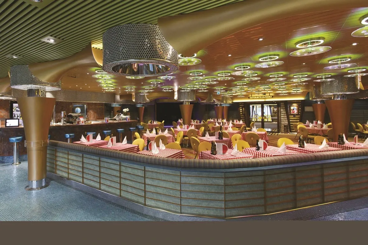 Panoramic view of a pizza restaurant 