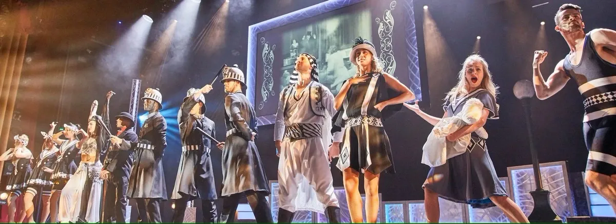 Actors giving an entertainment show 