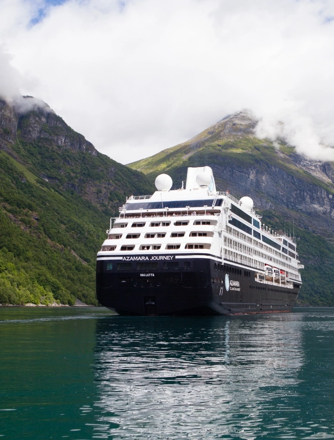 We review Azamara's first ever cruise ship known for its excellent ...