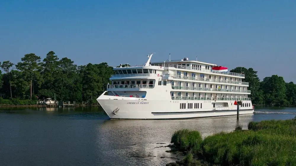 American Patriot cruise ship